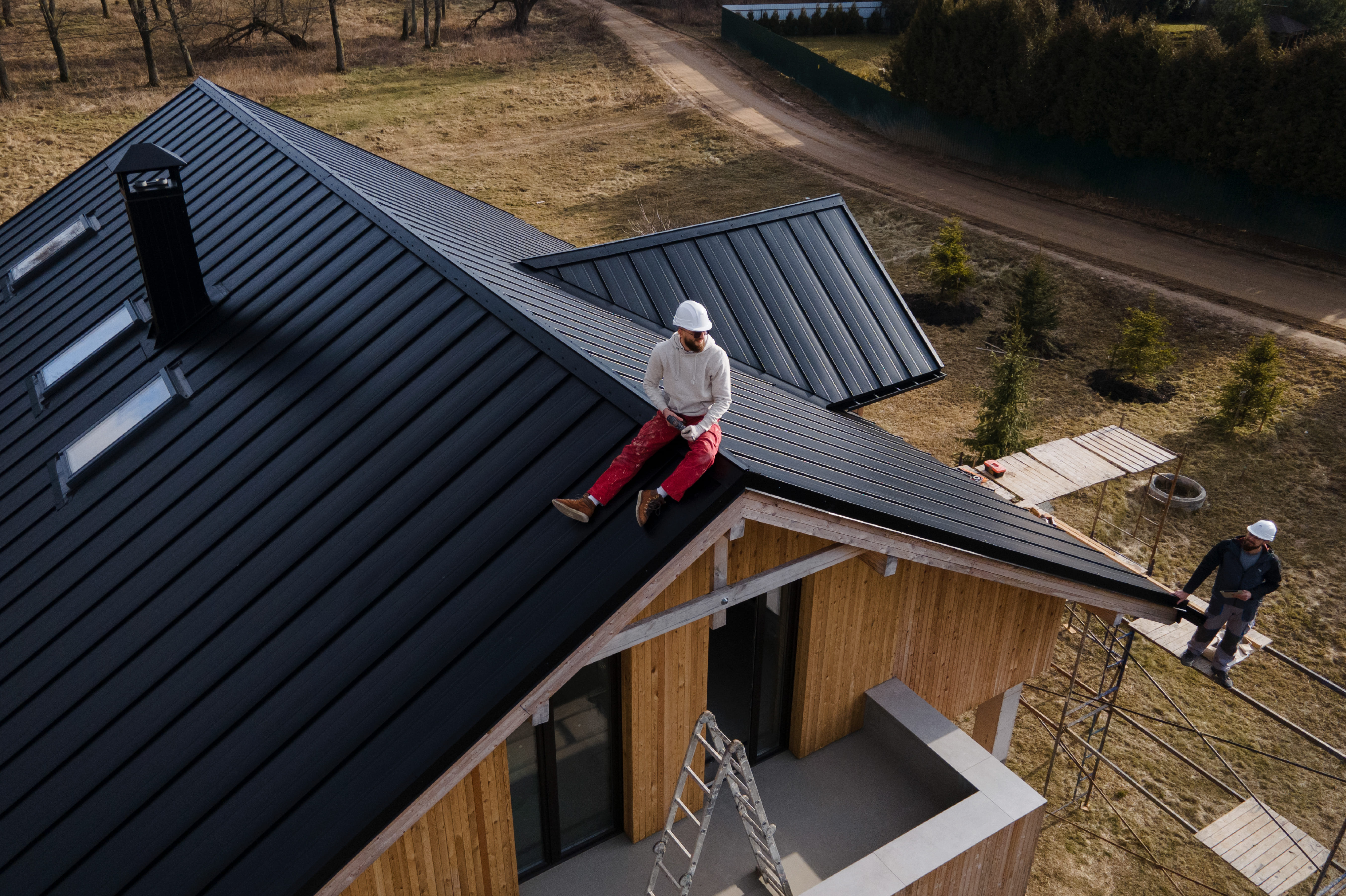 10 Must-Know Benefits of Professional Roofing Services