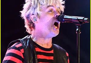 green day changes american idiot lyric during new years eve performance mentions maga agenda
