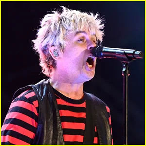 Green Day's Billie Joe Armstrong Changes 'American Idiot' Lyric During New Year's Eve Performance, Swaps Out 'Redneck Agenda' 1 green day changes american idiot lyric during new years eve performance mentions maga agenda jpg