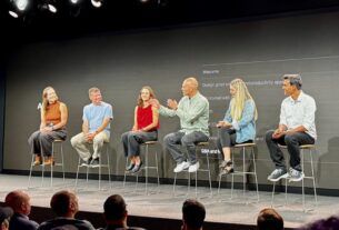 Apple kicks off blitz of worldwide visionOS developer events 2 61285 126596 QandA3 xl