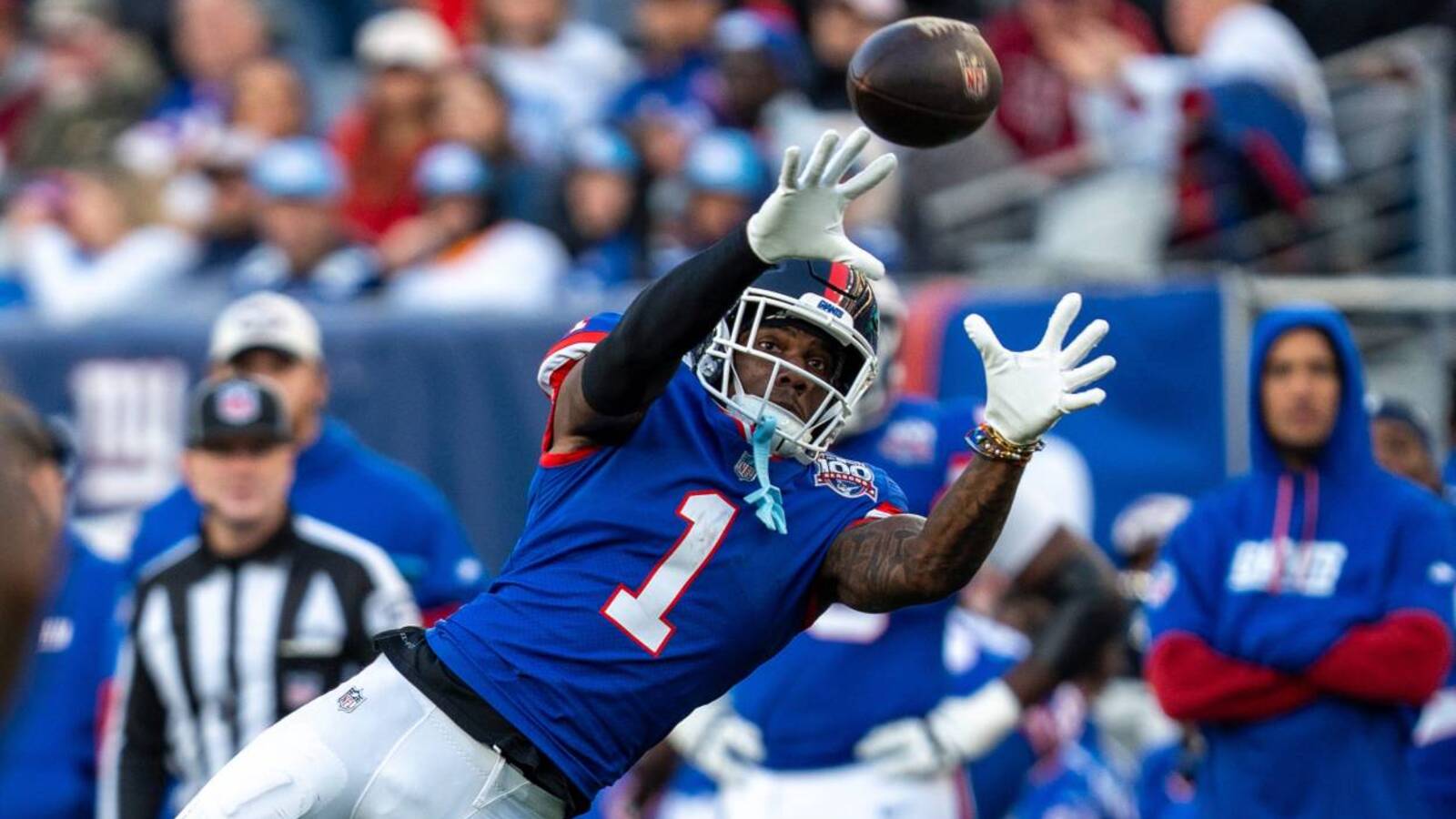 Syndication The Record 24667429