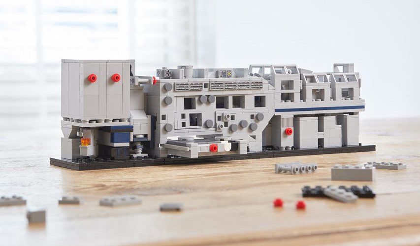 Computer Chip Manufacturer Cancels LEGO Model Orders, Ruins Christmas 1 ASML LEGO e1734981414528