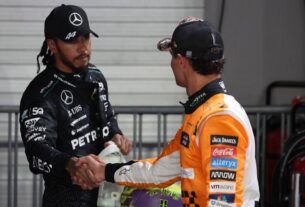 907b3a4f lando norris and lewis hamilton 3