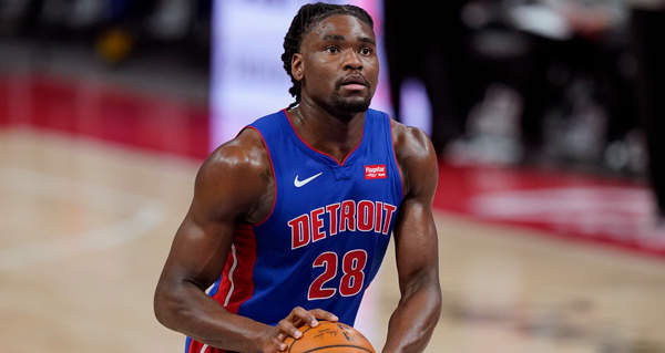 Isaiah Stewart Underwent Imaging On His Leg After Game 1 1 Stewart Isaiah det 210329