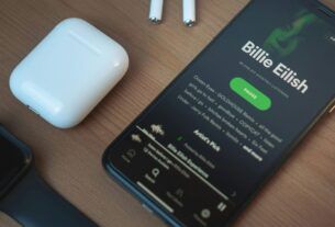 Now its easier than ever to download Spotify playlists to your Apple Watch