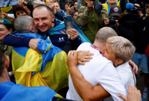 id5905471 UKRAINE CRISIS POW SWAPKO 1080x720