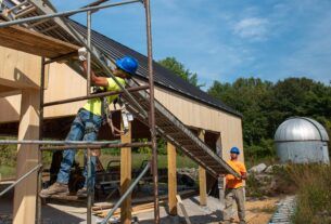 39555287 SJ.BIZ .hahnelbros100P2.10xx241 edited 1757100912