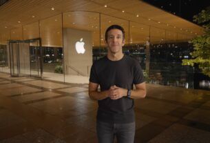 66449 139348 John Ternus outside xl