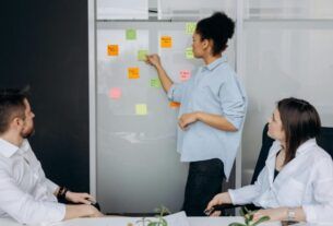 pexels mikhail nilov 6592363