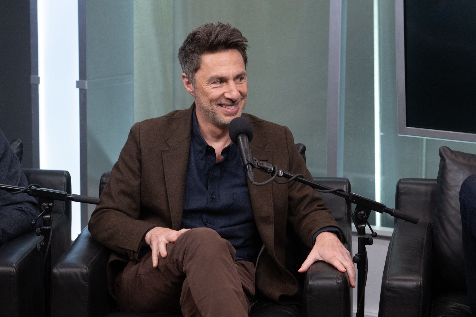 Zach Braff Reveals How He Quit Binge Drinking Amid Mental Health Struggles 1 GettyImages 2264629777 zach braff