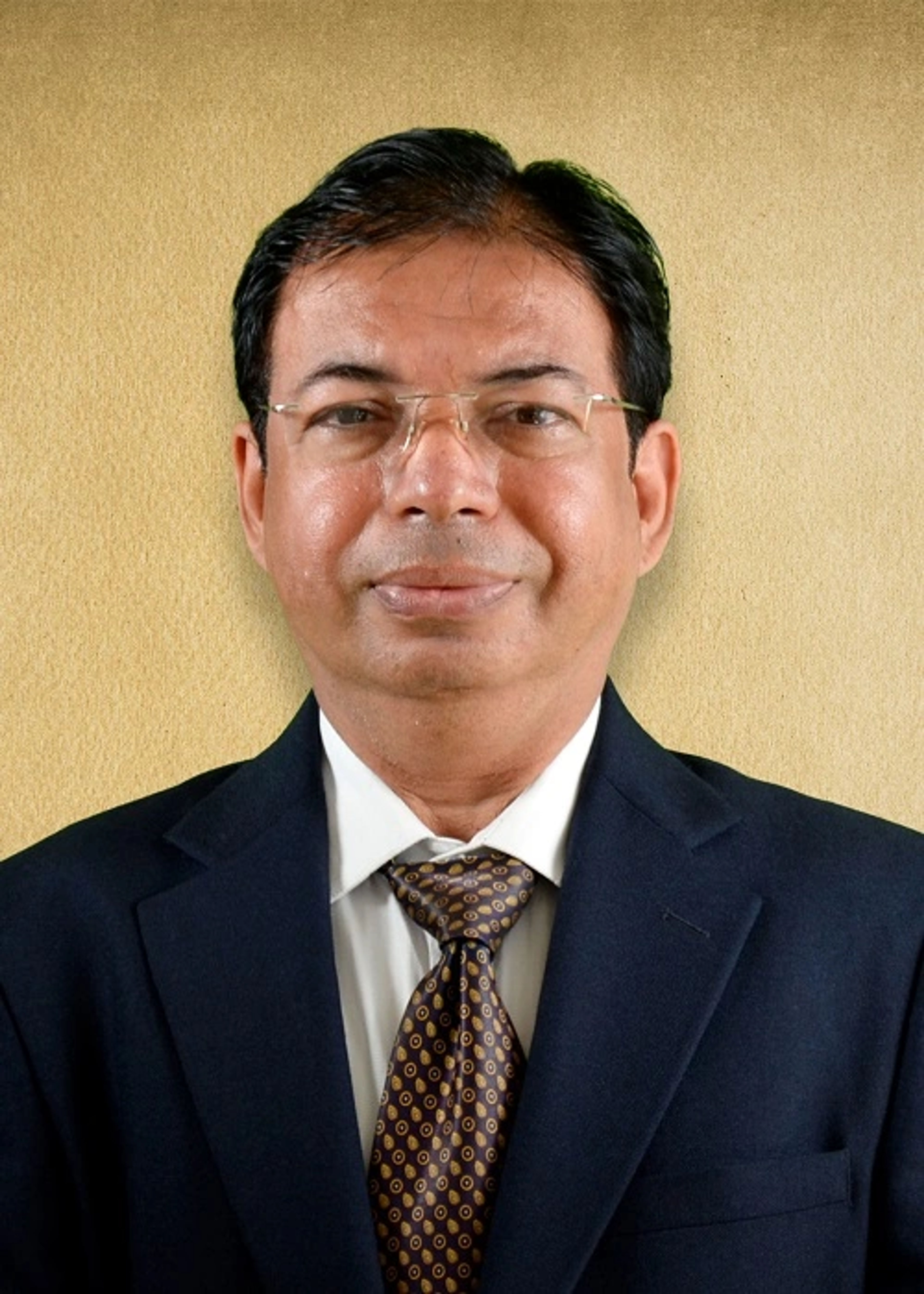 Dr. Unmesh Mandloi