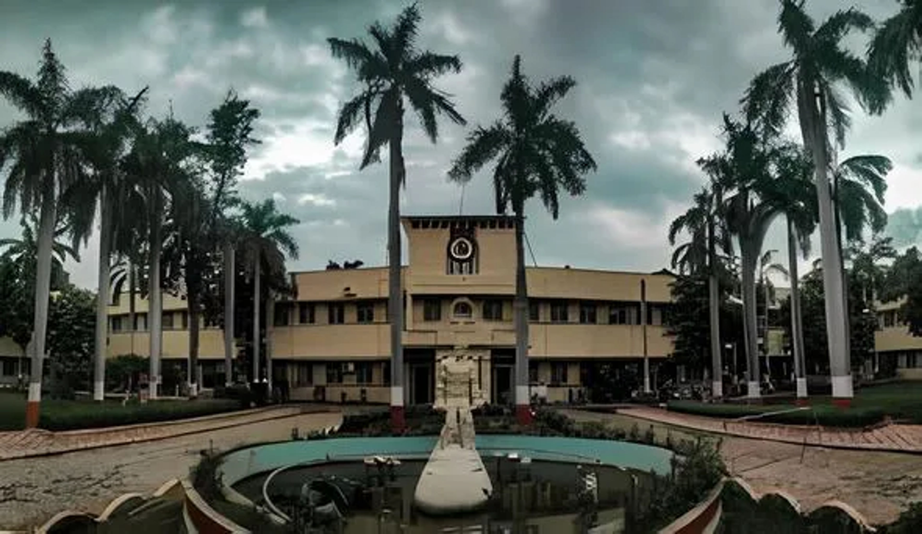 Birla Vishvakarma Mahavidyalaya Engineering College - [BVM] ,Vallabh Vidyanagar ,Gujarat