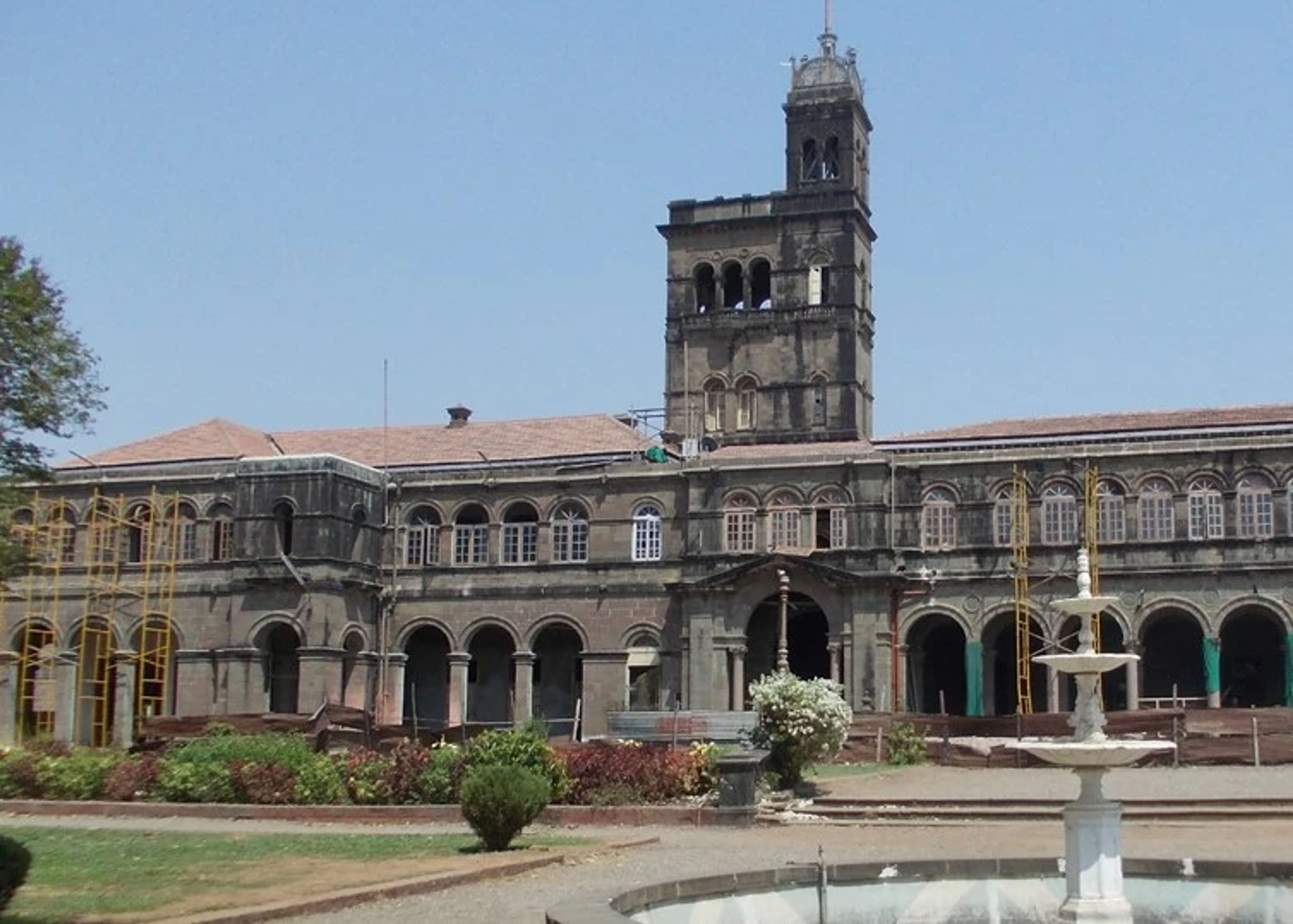 CAMPUS