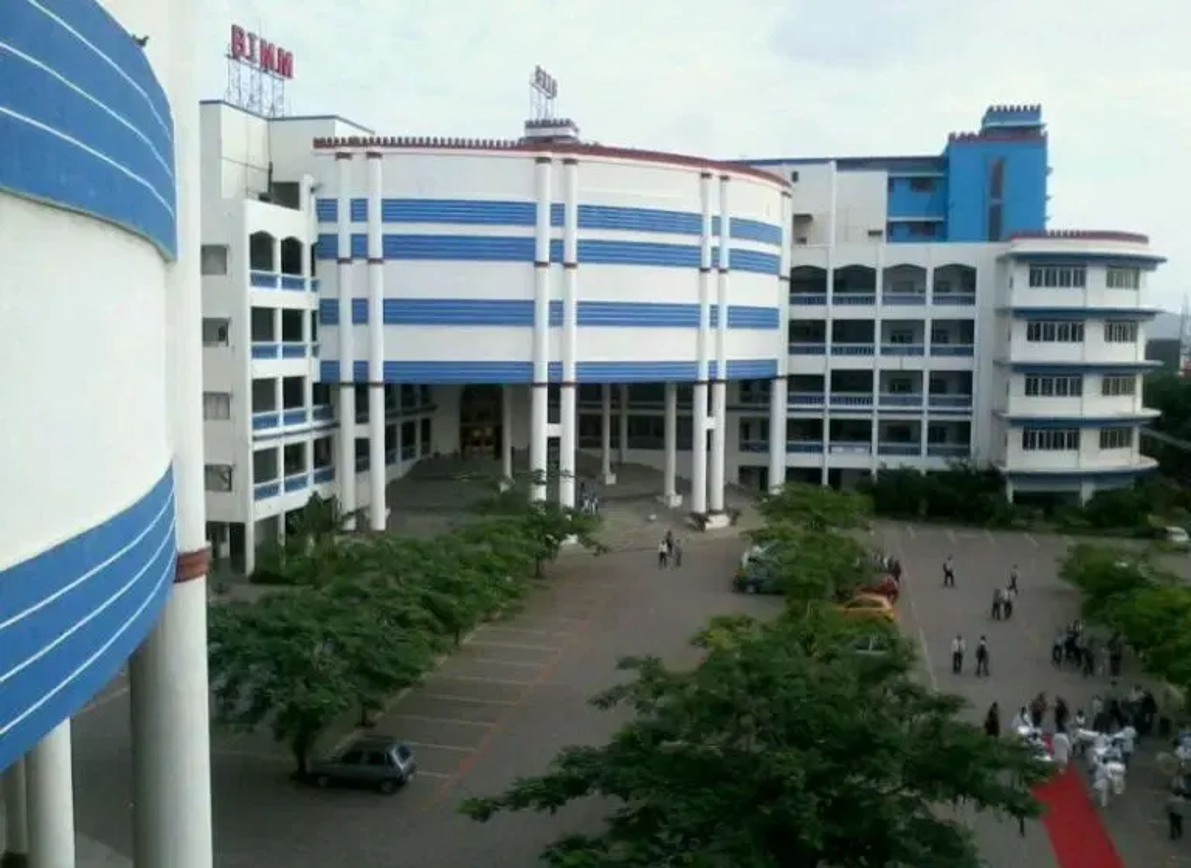  Campus image