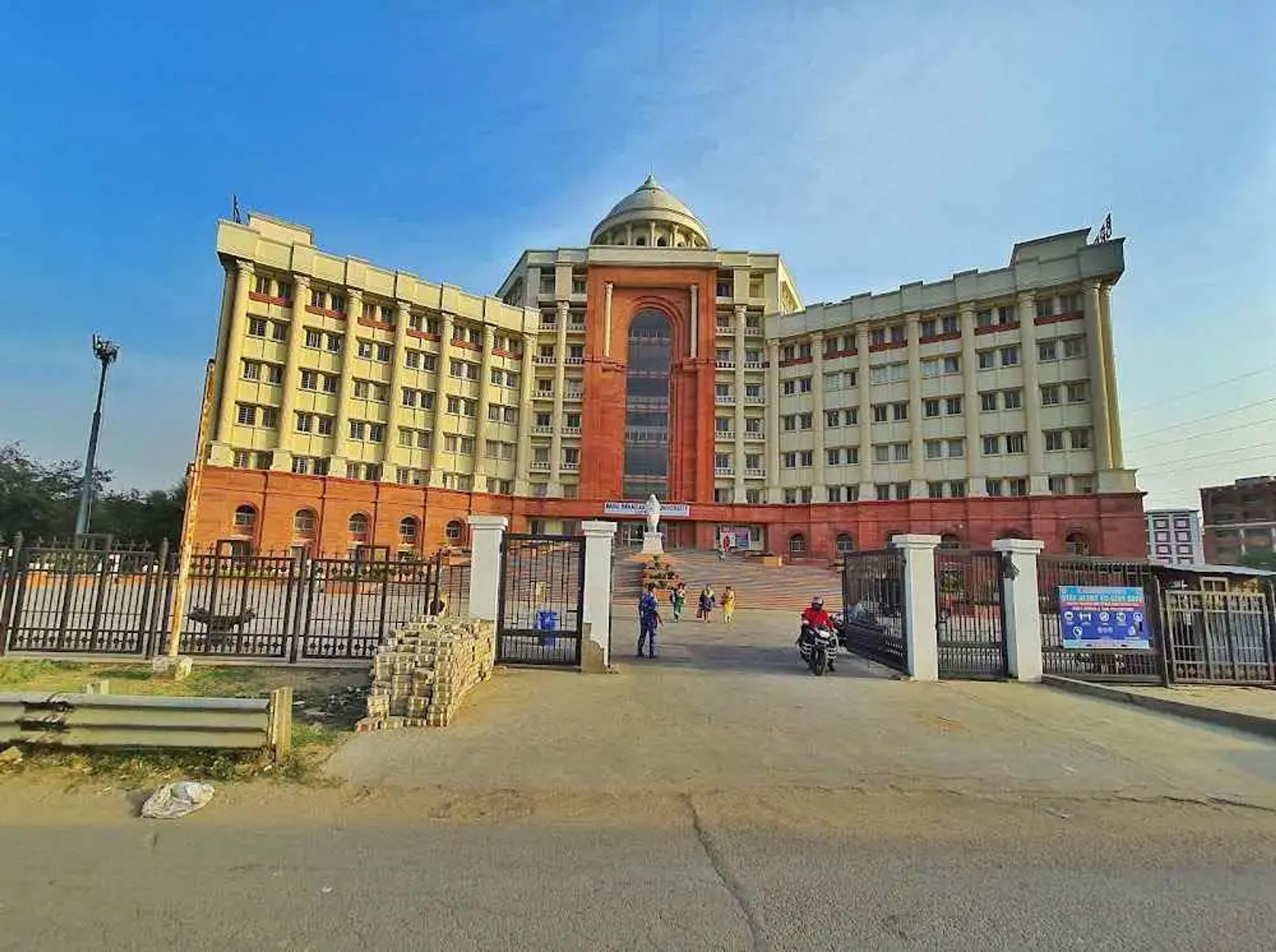 Campus image