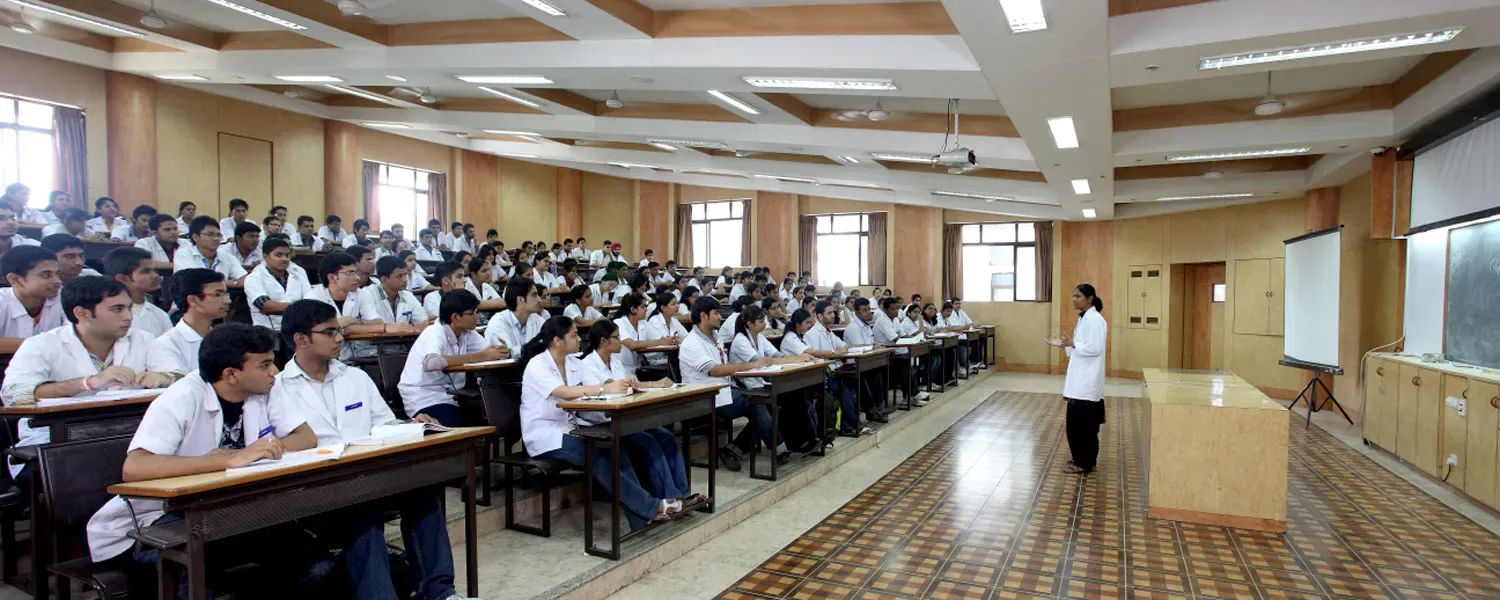 Postgraduate medical teaching environment
