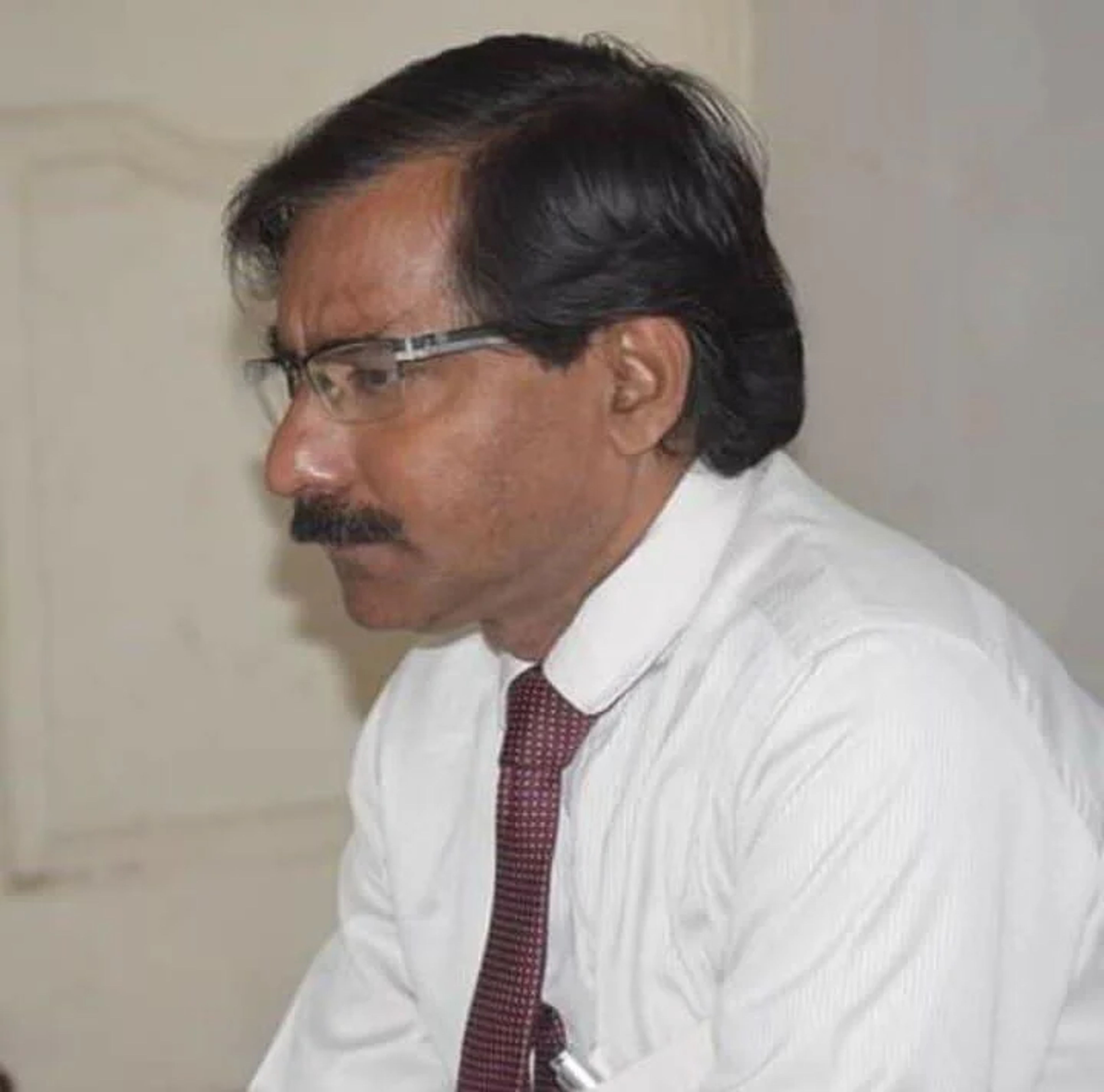 Dr. Ajendra Srivastava