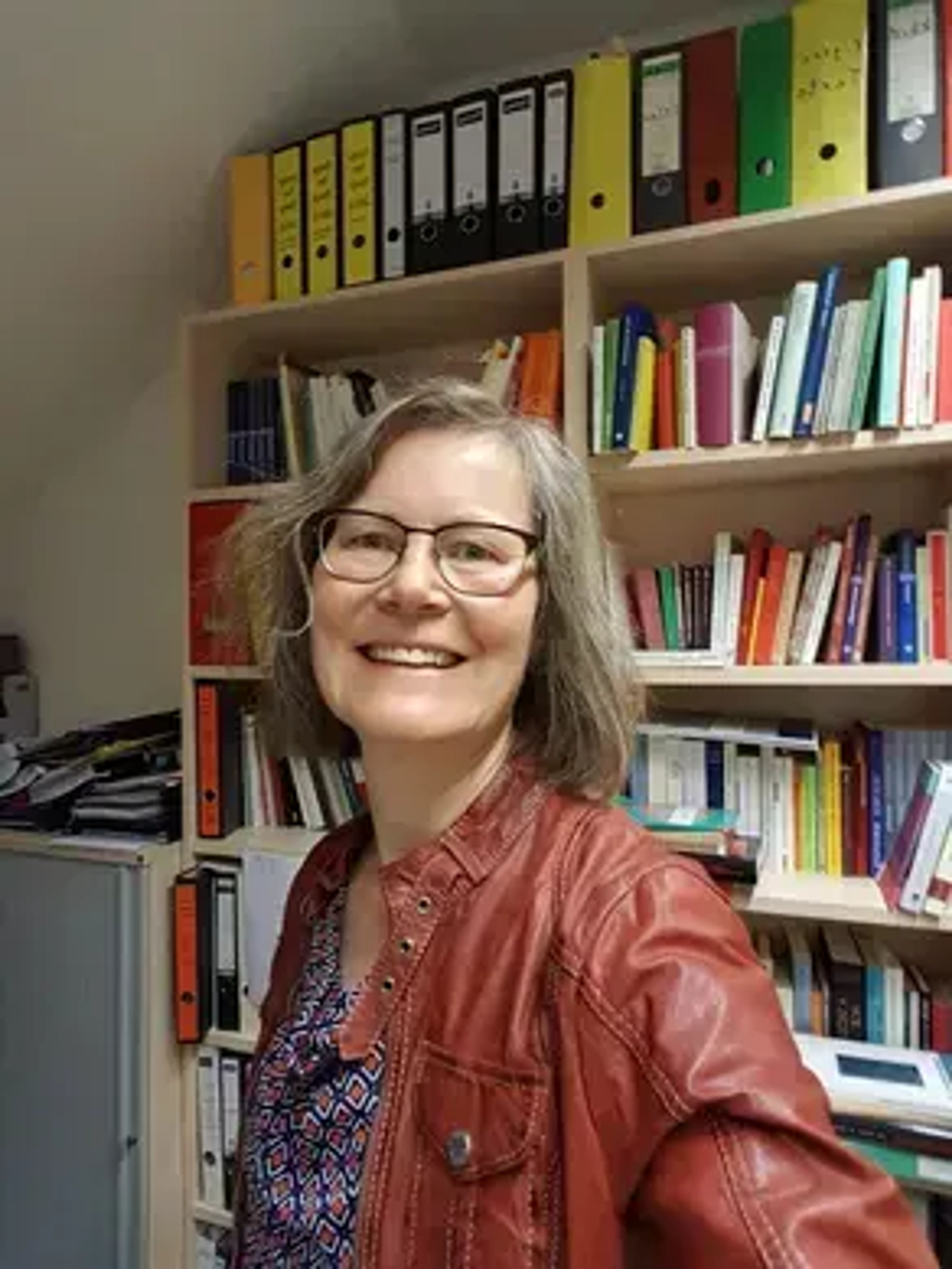 Prof. Dr. Iris Hermann