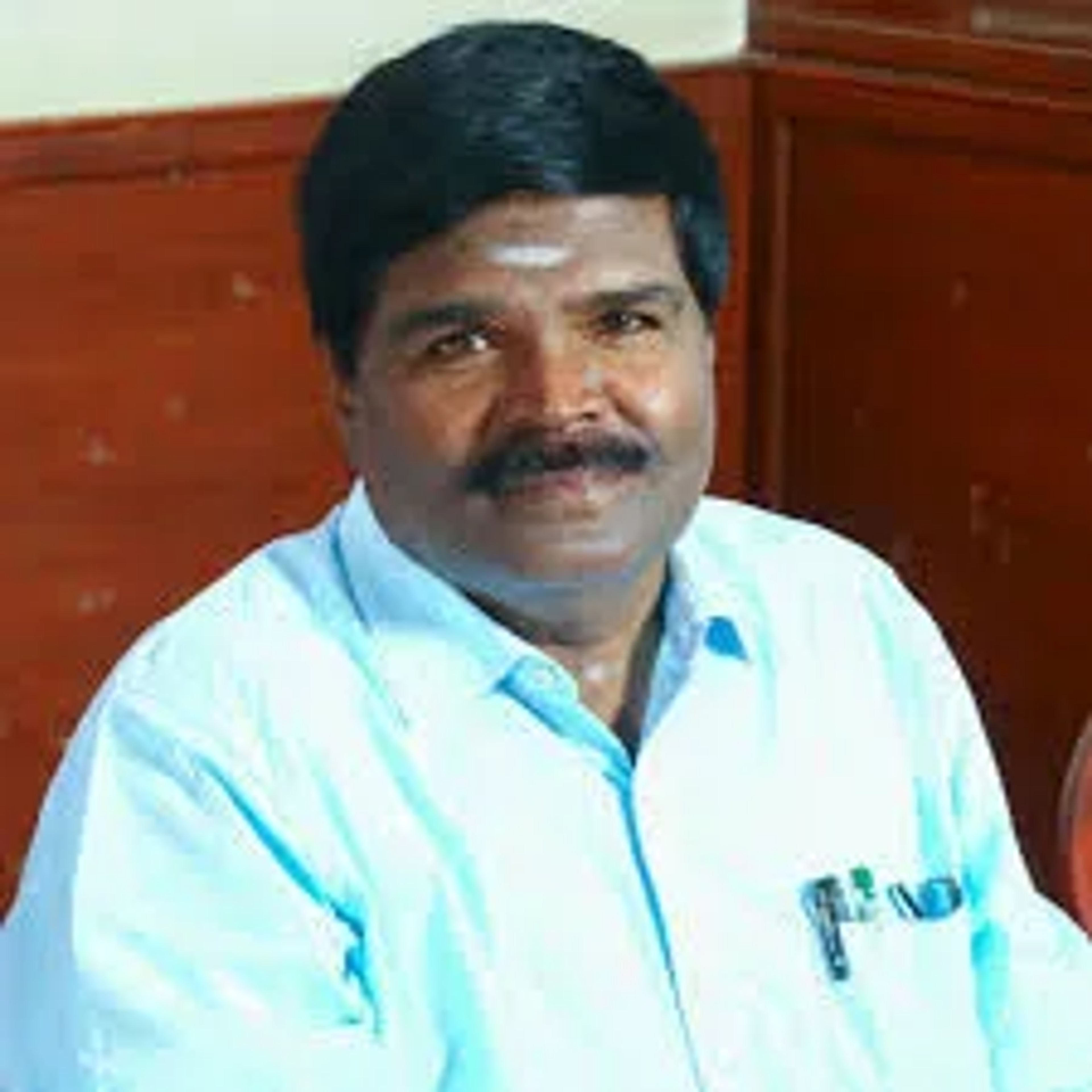 Dr Senthilkumar D