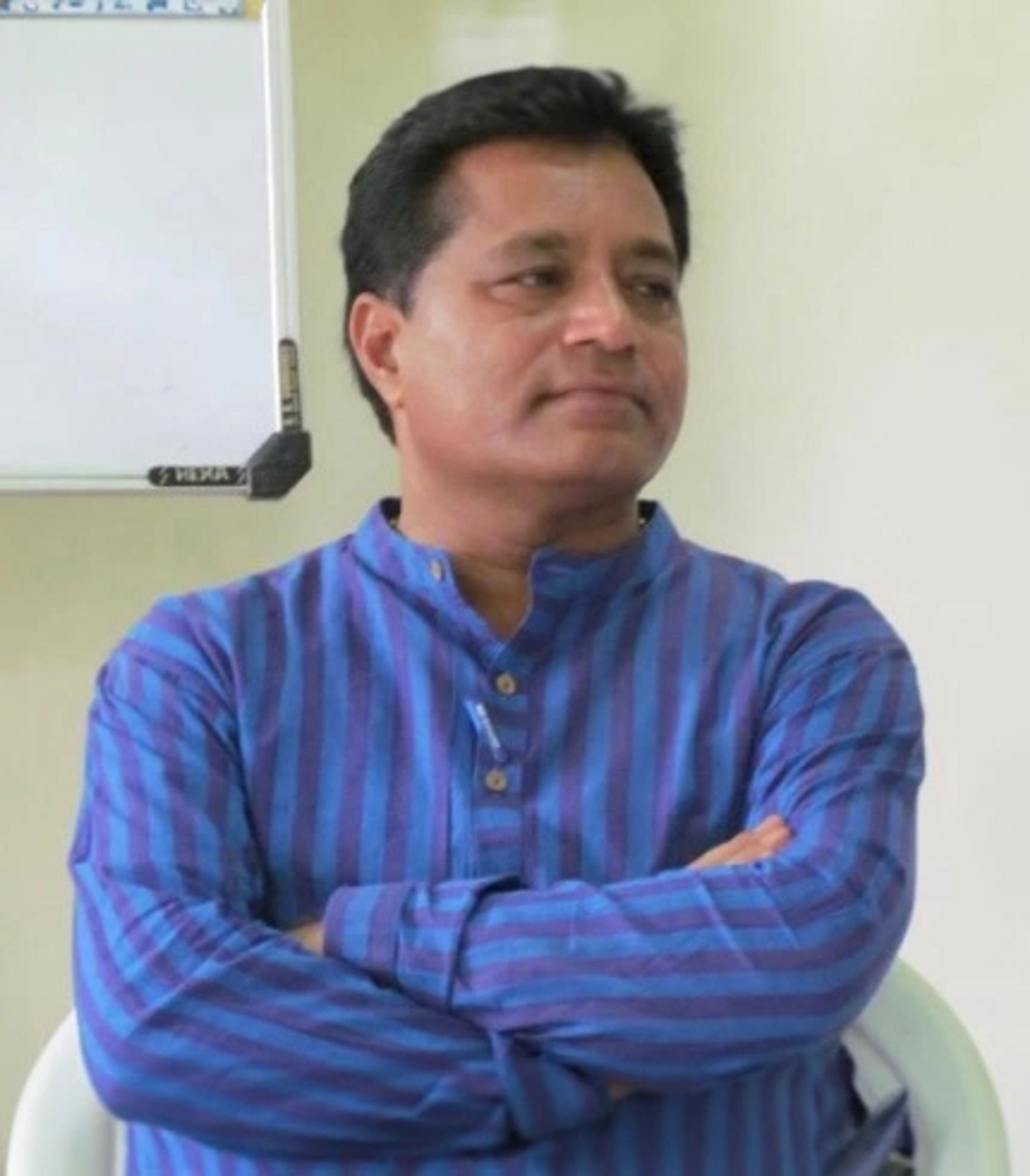 Dr. Sanjay Makwana