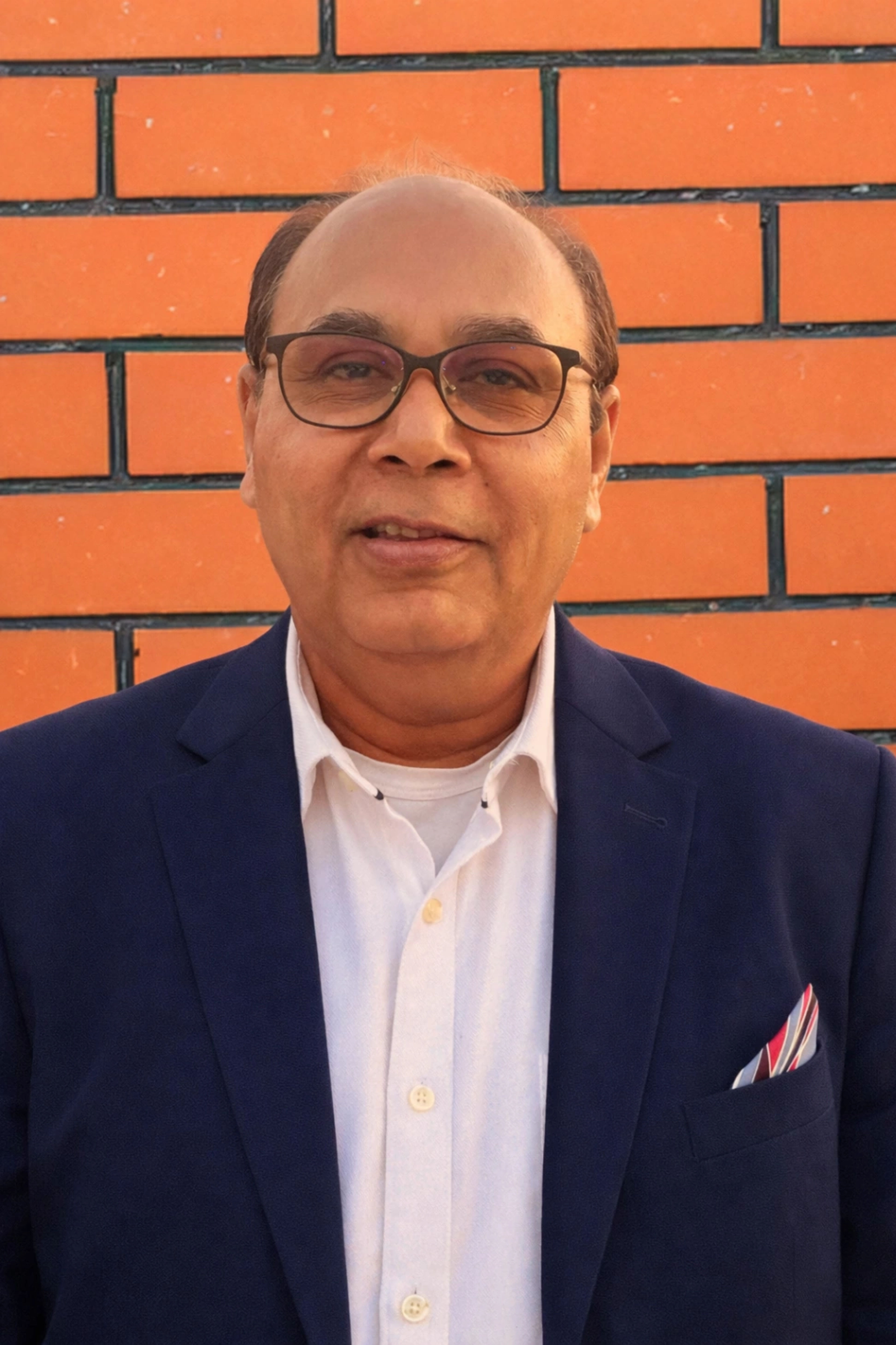 Dr. Milan Agnihotri