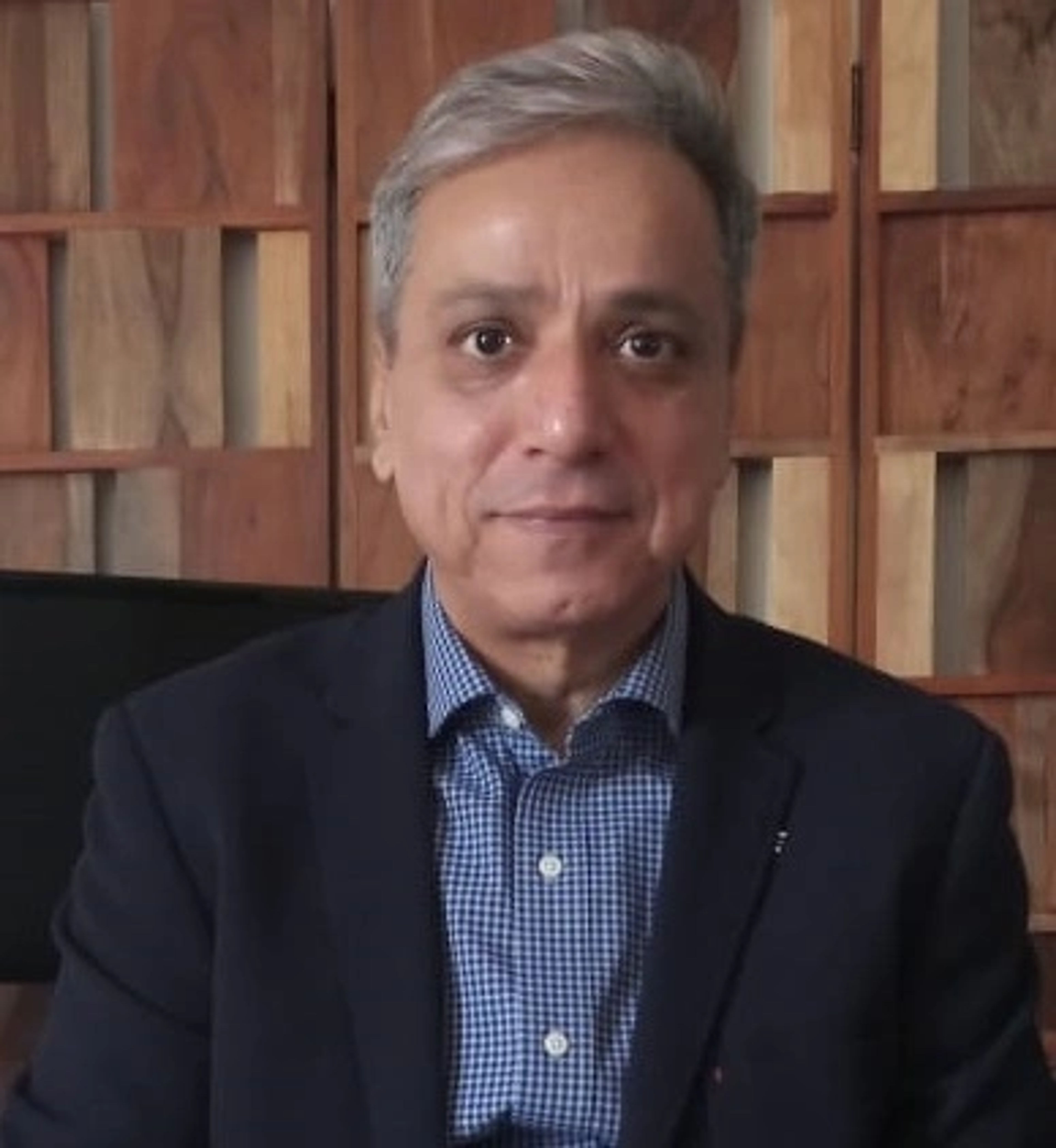Dr. Rohit Mehtani