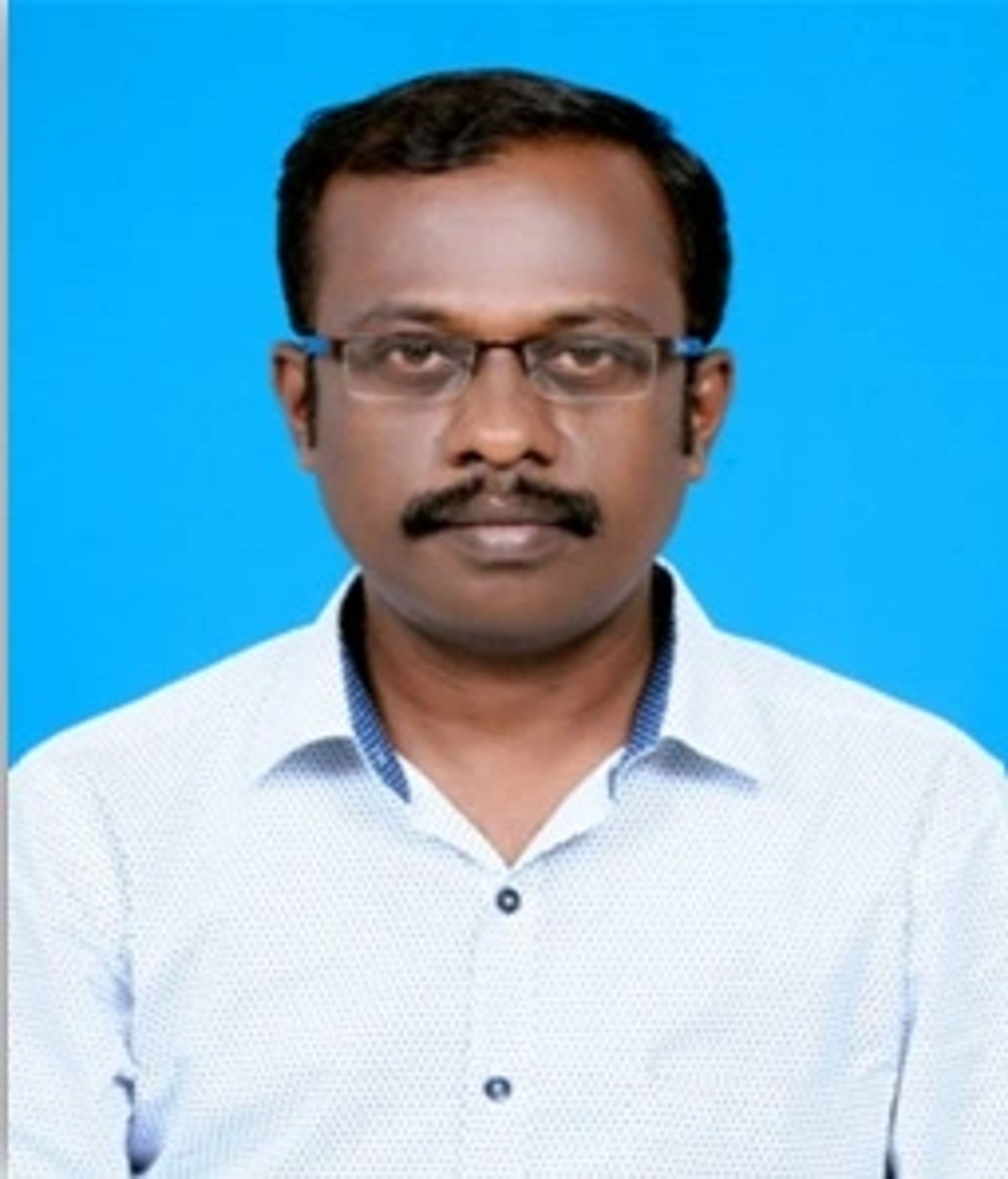 Dr. BALASUBRAMANIAM V