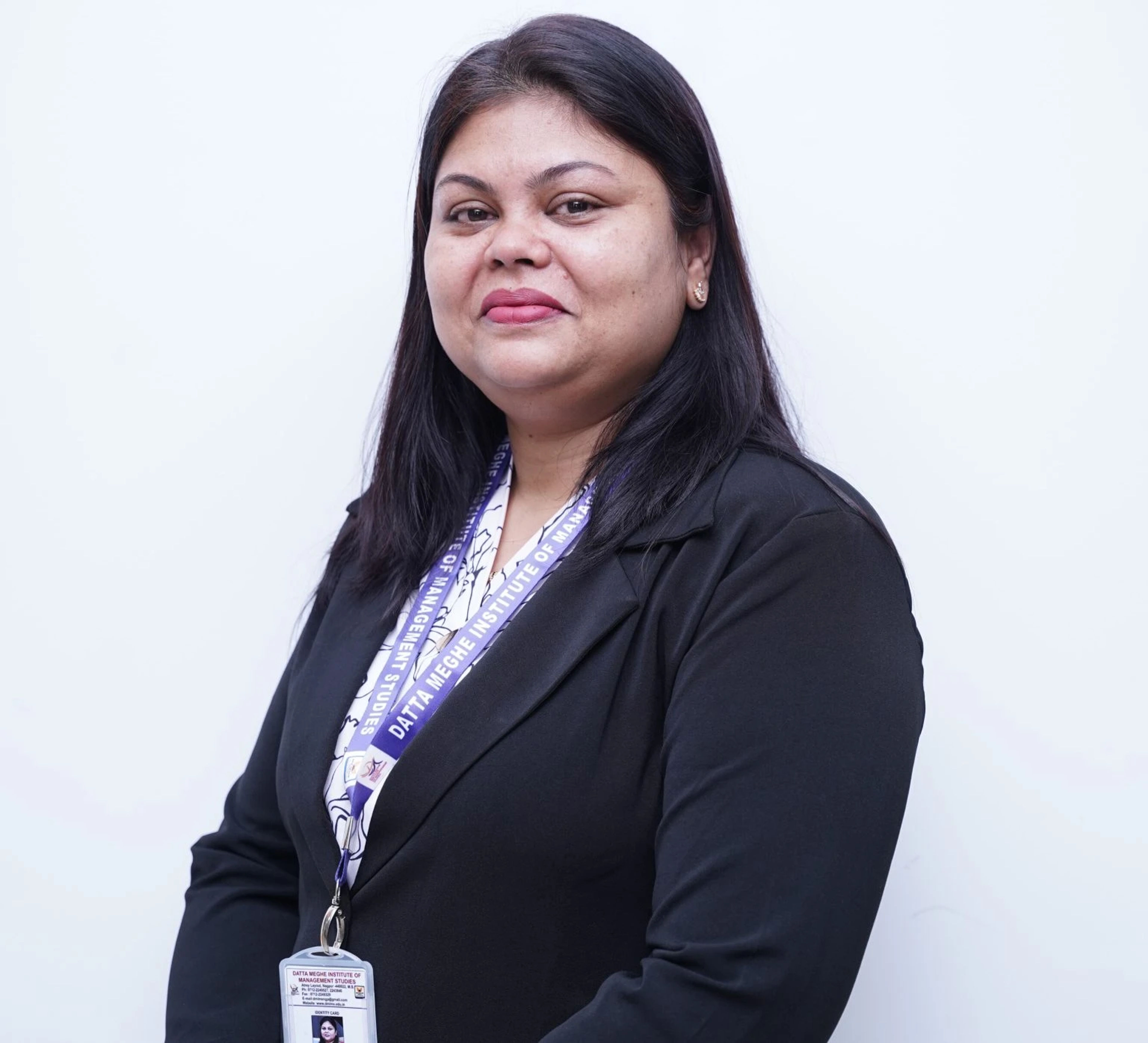 Dr. Suchitra Labhane