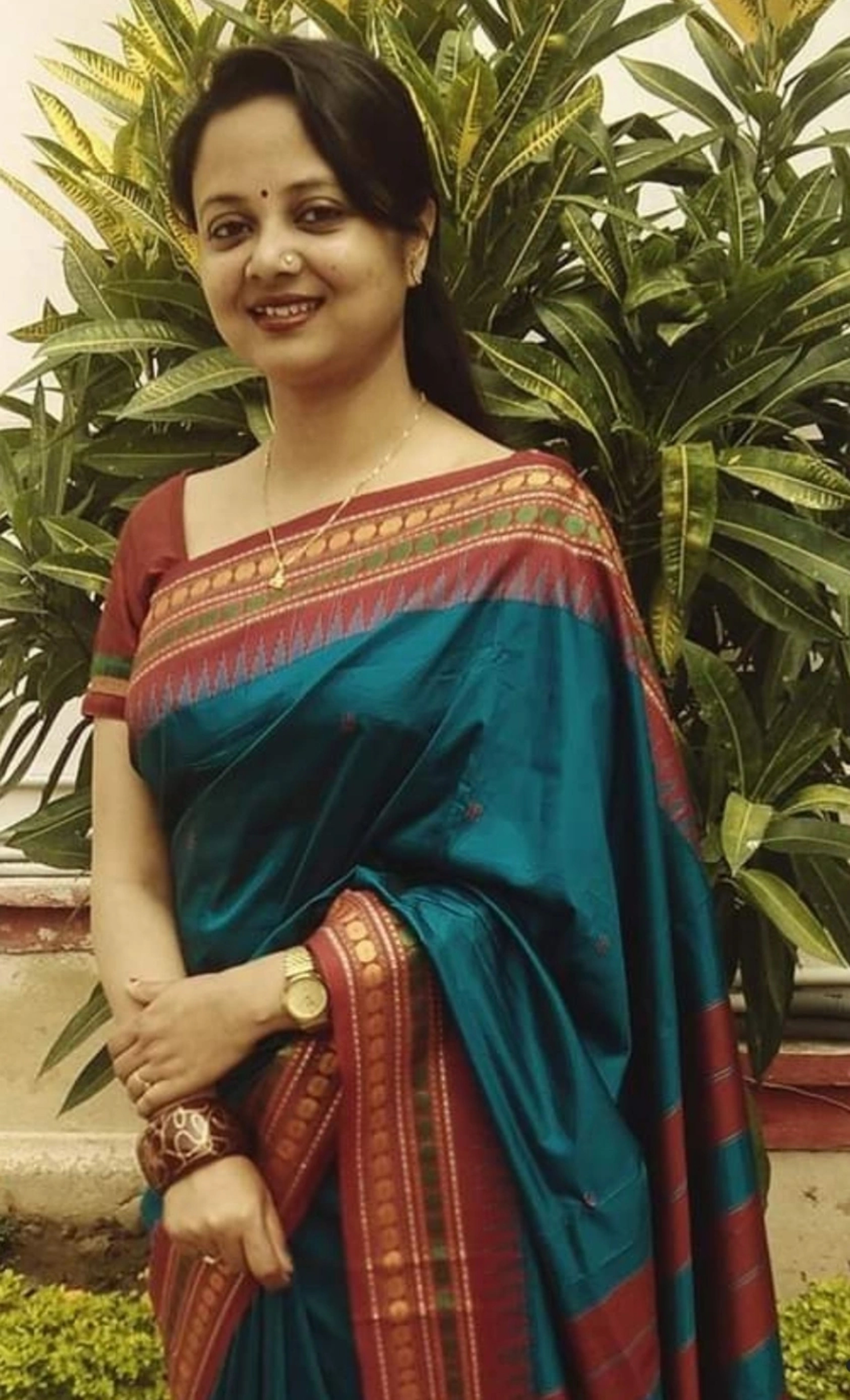 DR. HIMANI MAHESWARI
