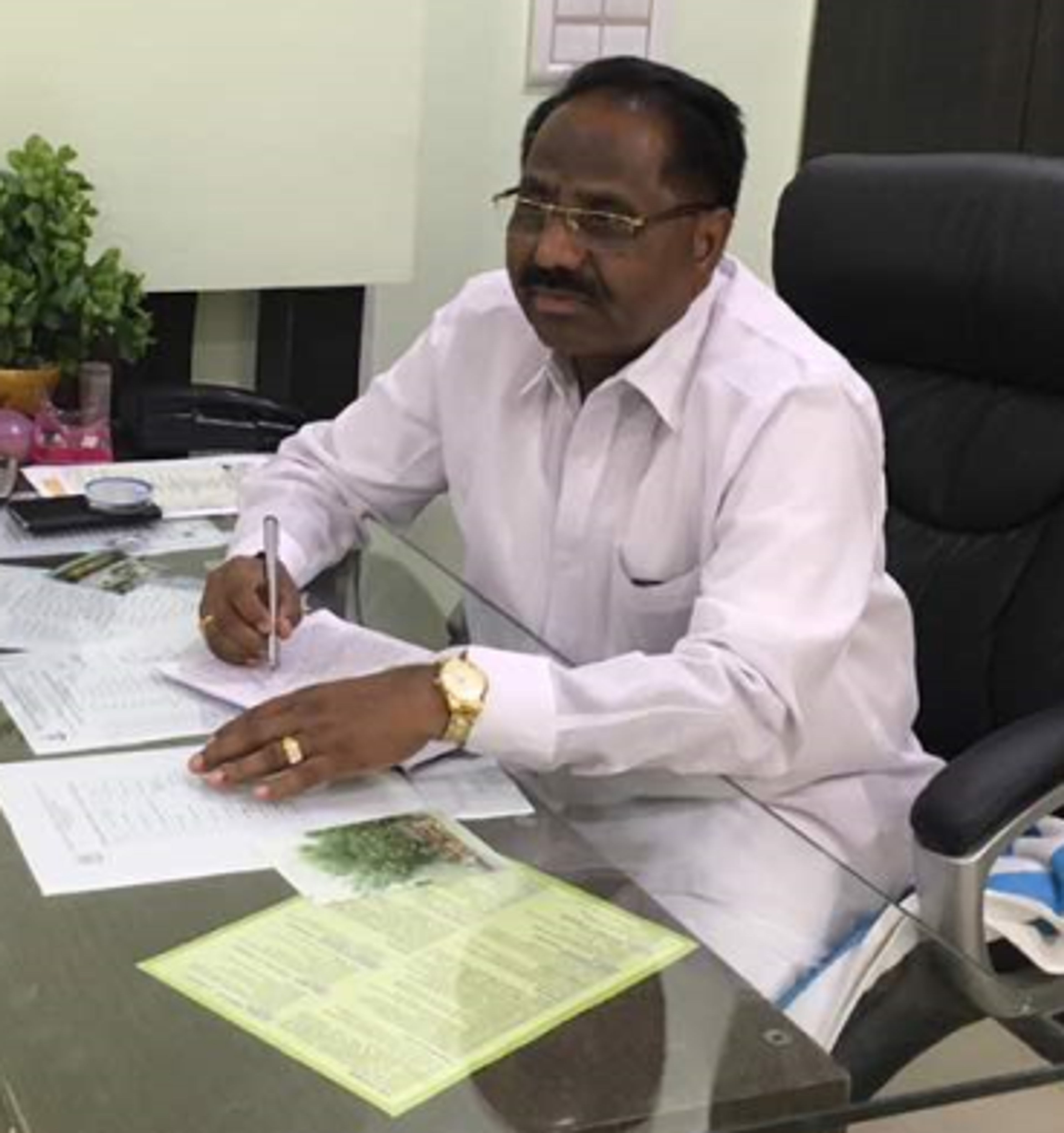 Sri. K.Chandrashekar