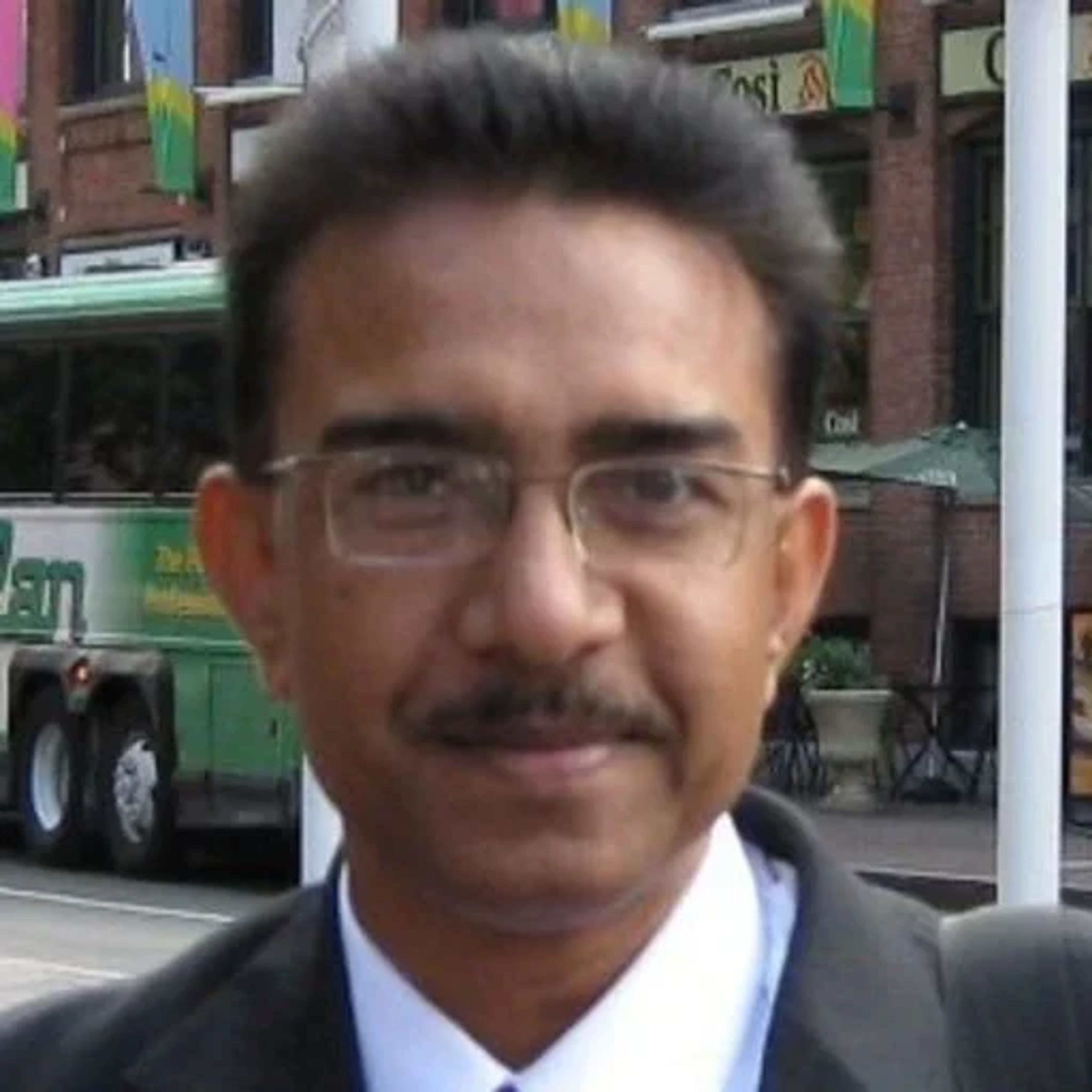Dr. Rajnish Jain