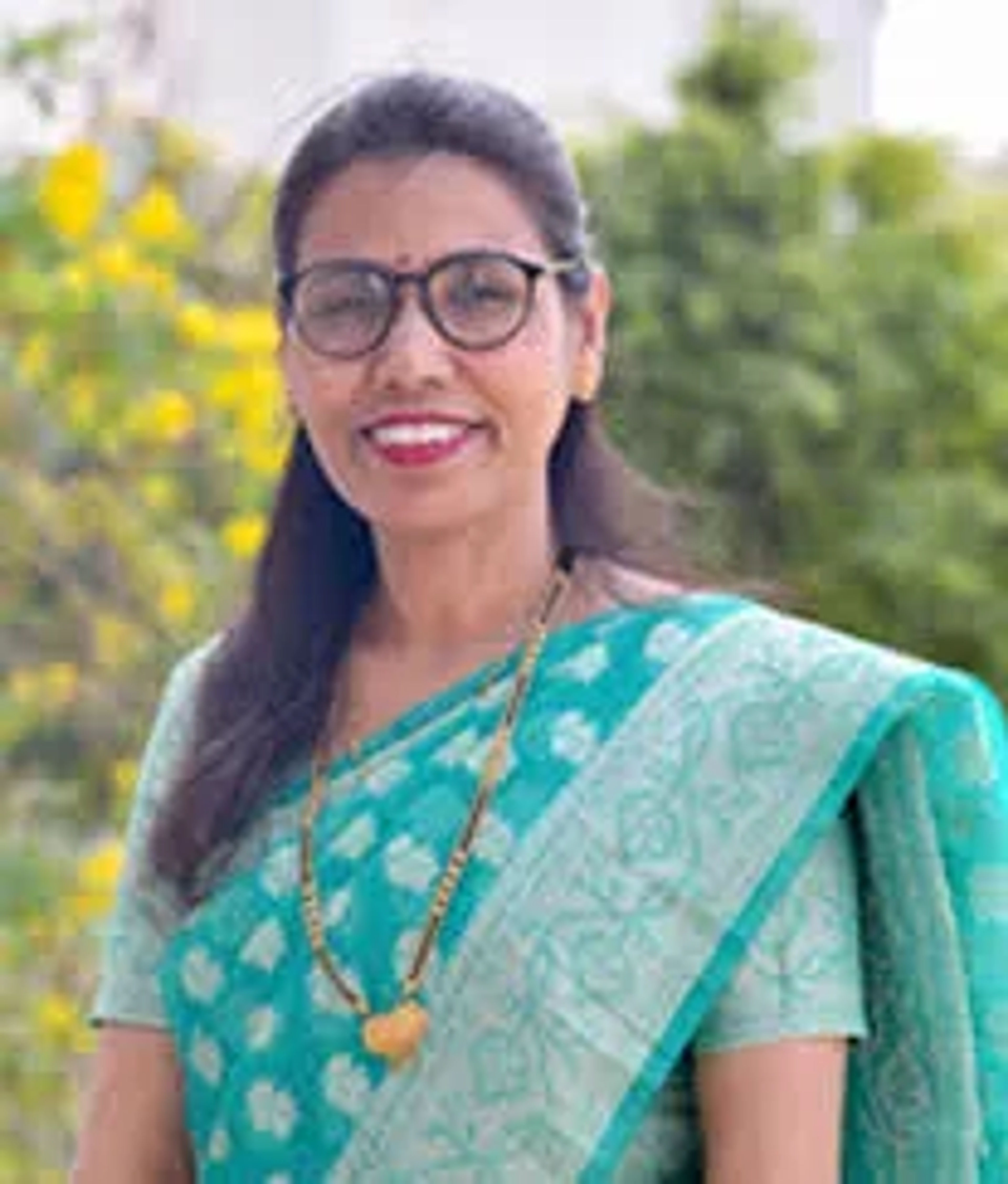 Dr. (Mrs.) Leena H. Patil
