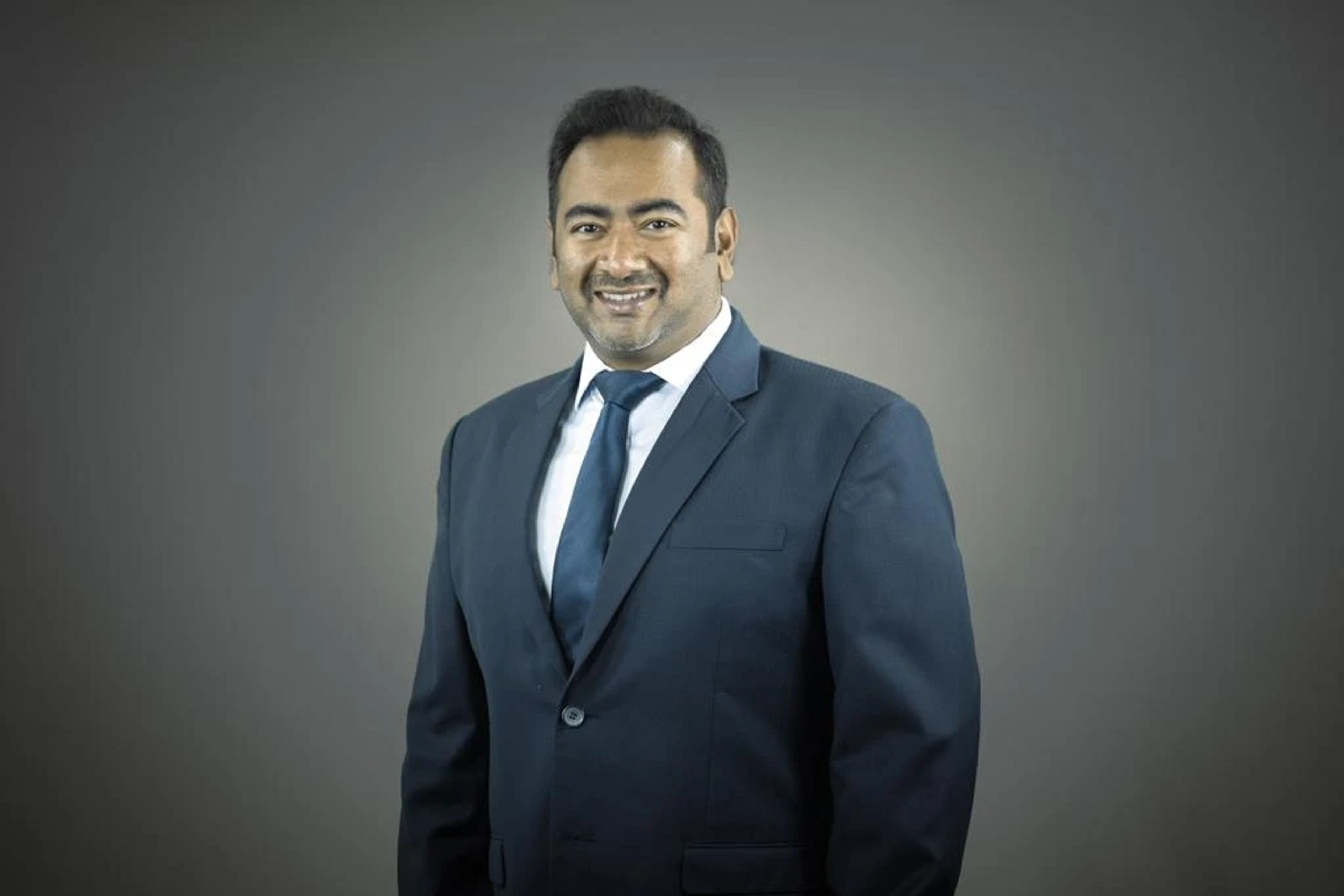 Prof. Eishwar Maanay