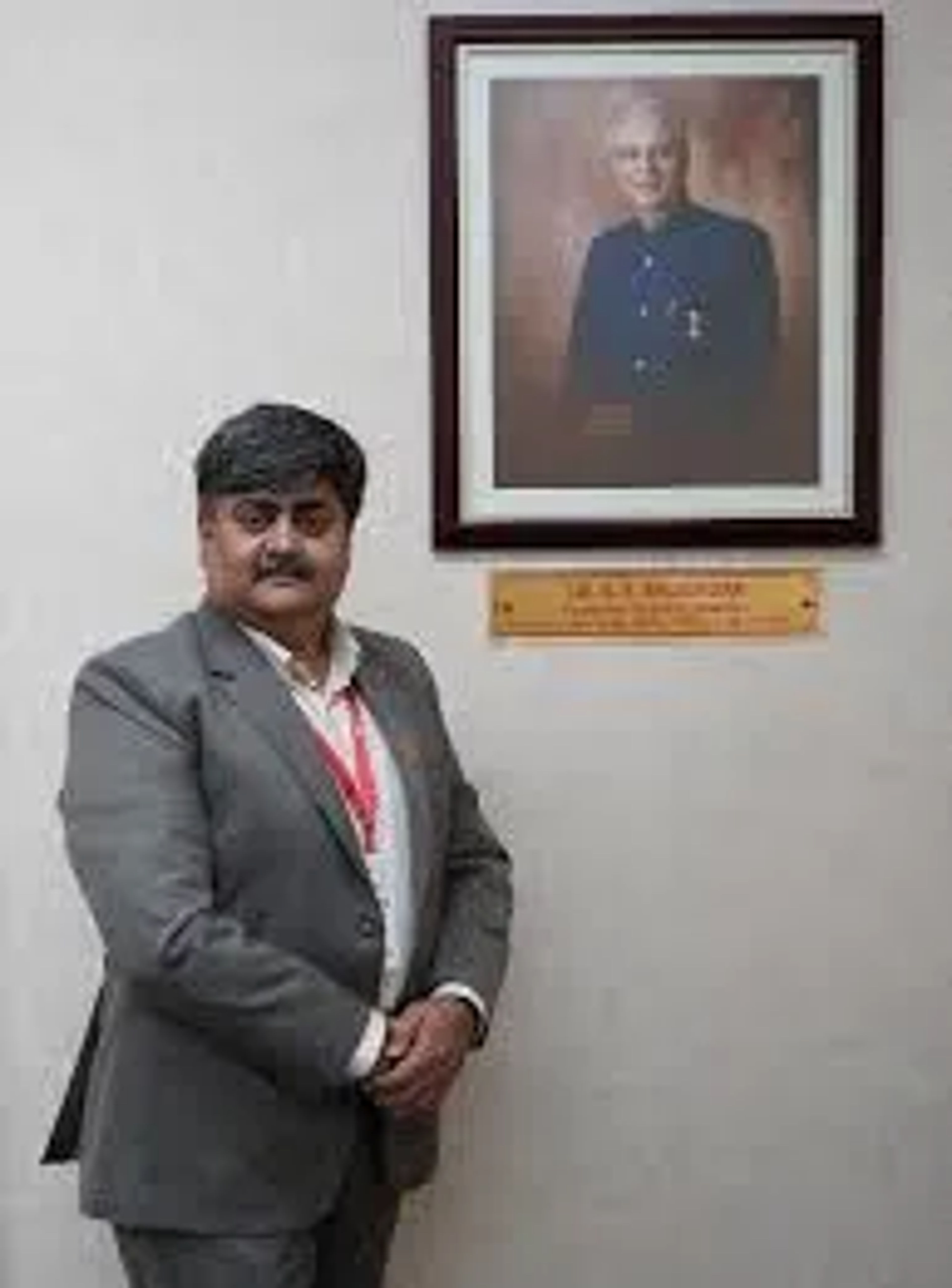 Dr. Rajiv Chintaman Yeravdekar