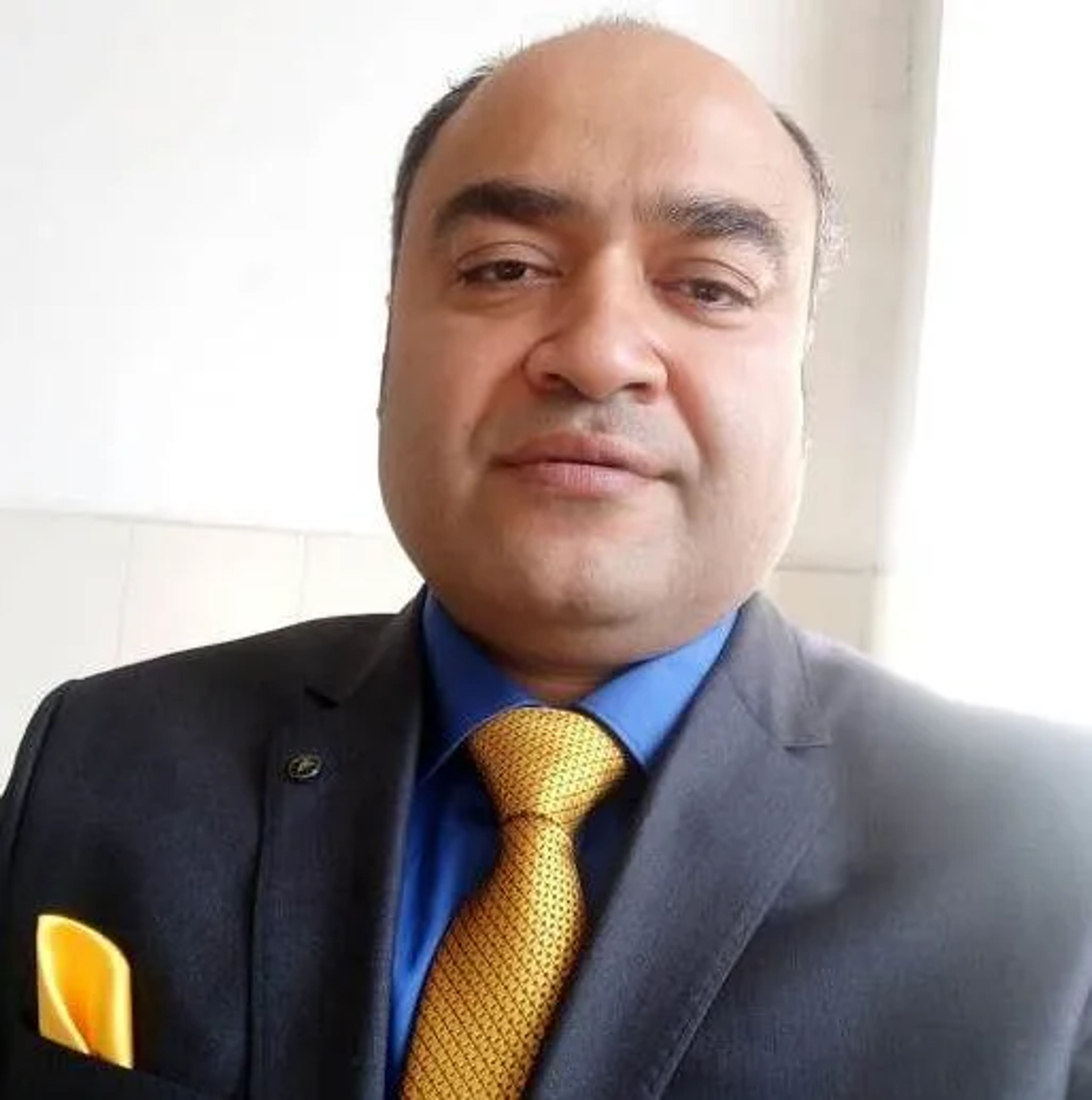 Dr. Rajiv Mahajan