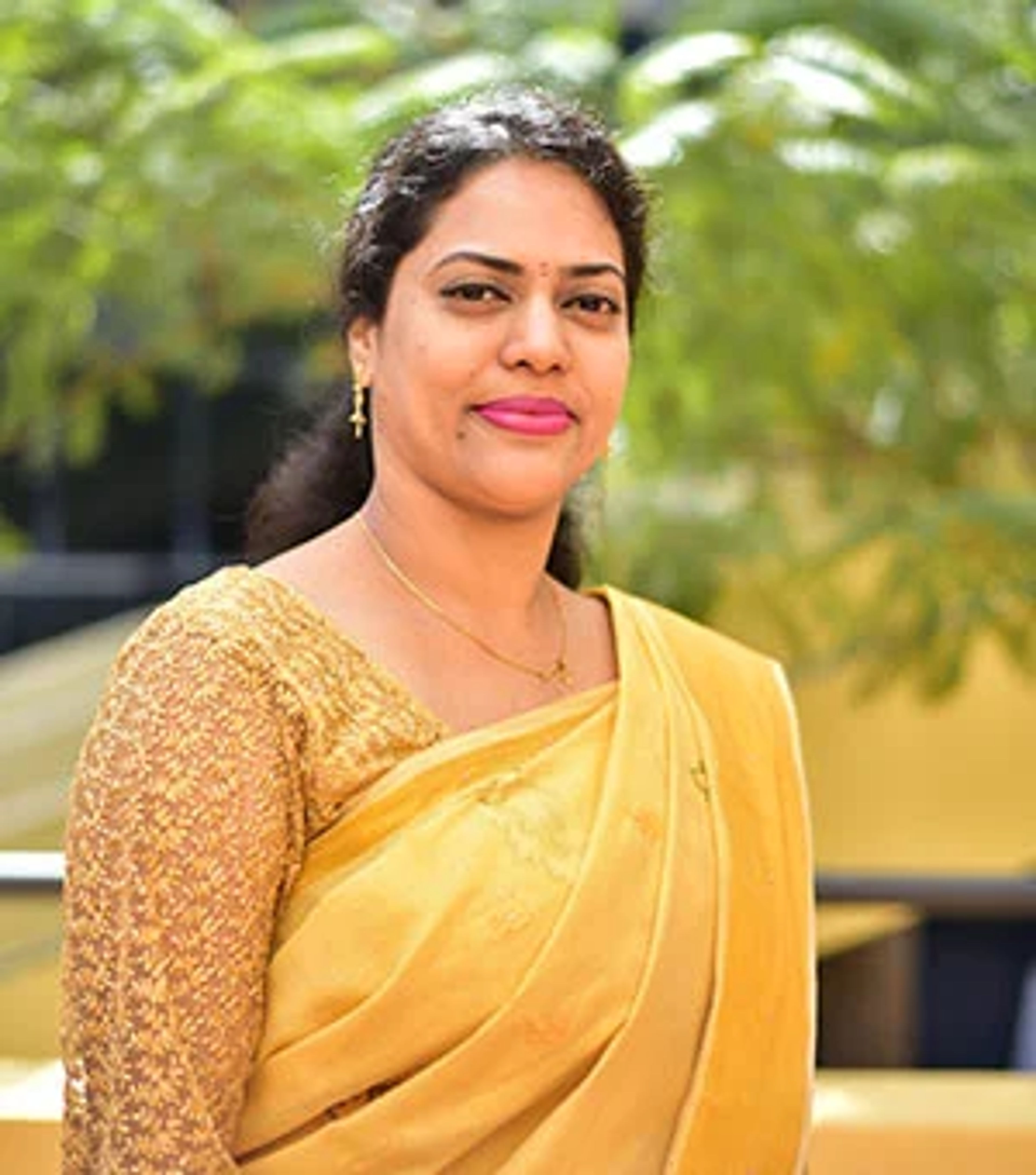 Prof. Sinzy Silvester