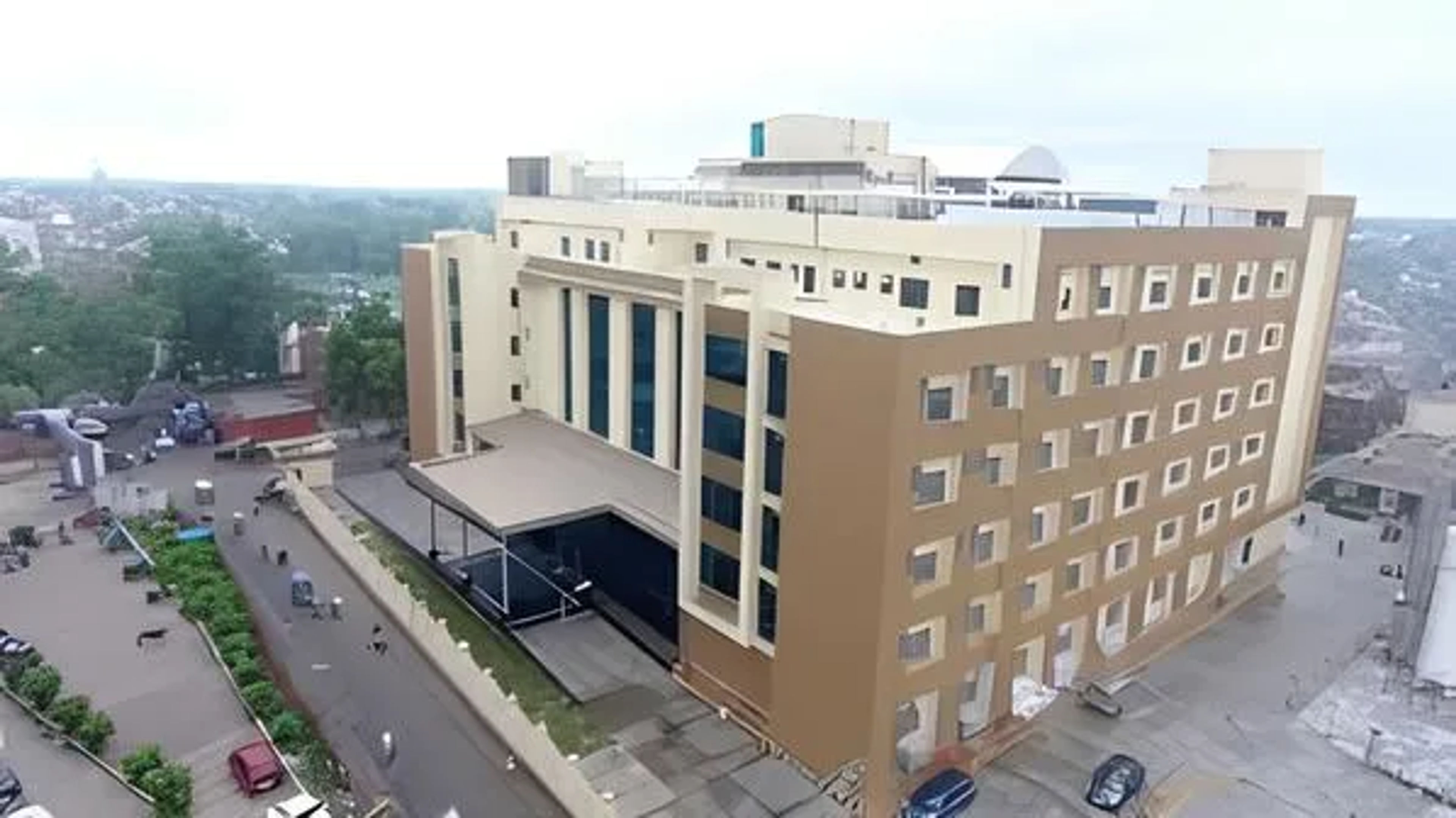 Sarojini Naidu Medical College - [SNMC] ,Agra ,Uttar Pradesh