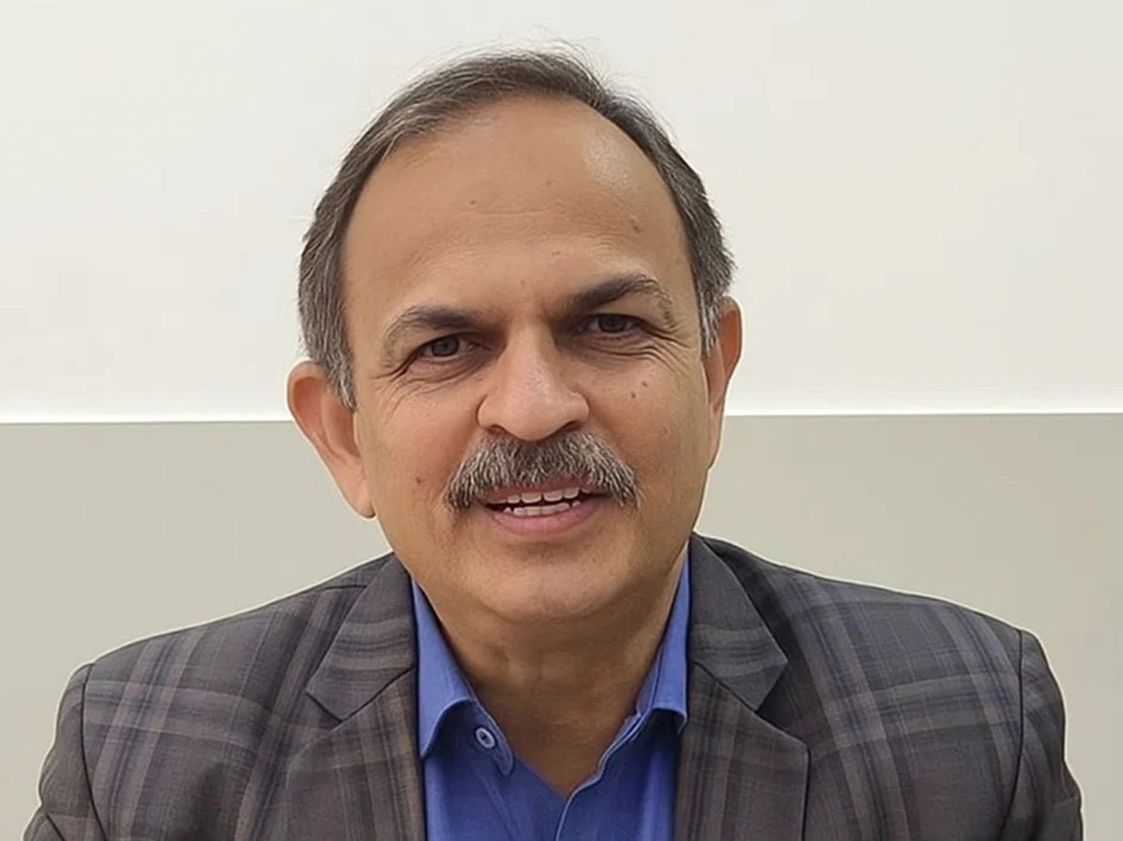 Dr. Pawar Sudhir E