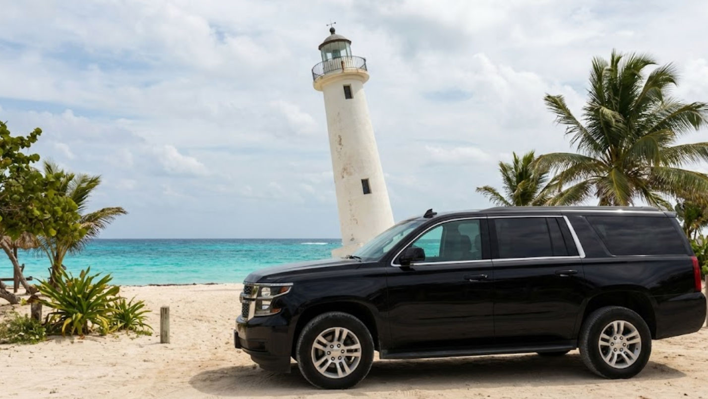 Traslado en van privada de Taxi Shuttle Cancun en Puerto Morelos