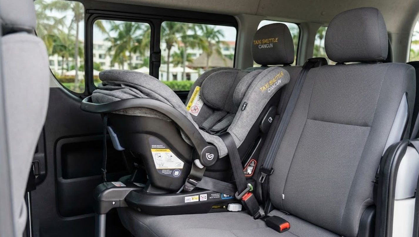 Safe Cancun Transportation for Families - Reviews and Private Service Family arriving at Cancun Airport using safe private transportation with top reviews