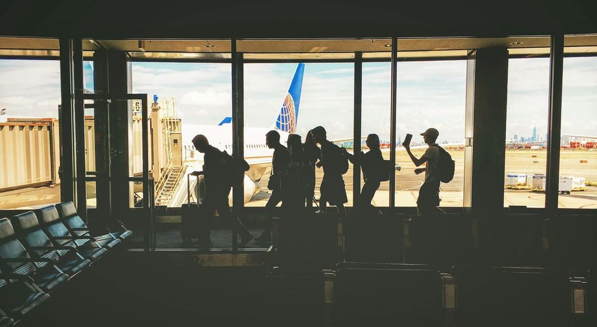 Bagaglio sportivo in aereo: regole, procedure e diritti dei passeggeri