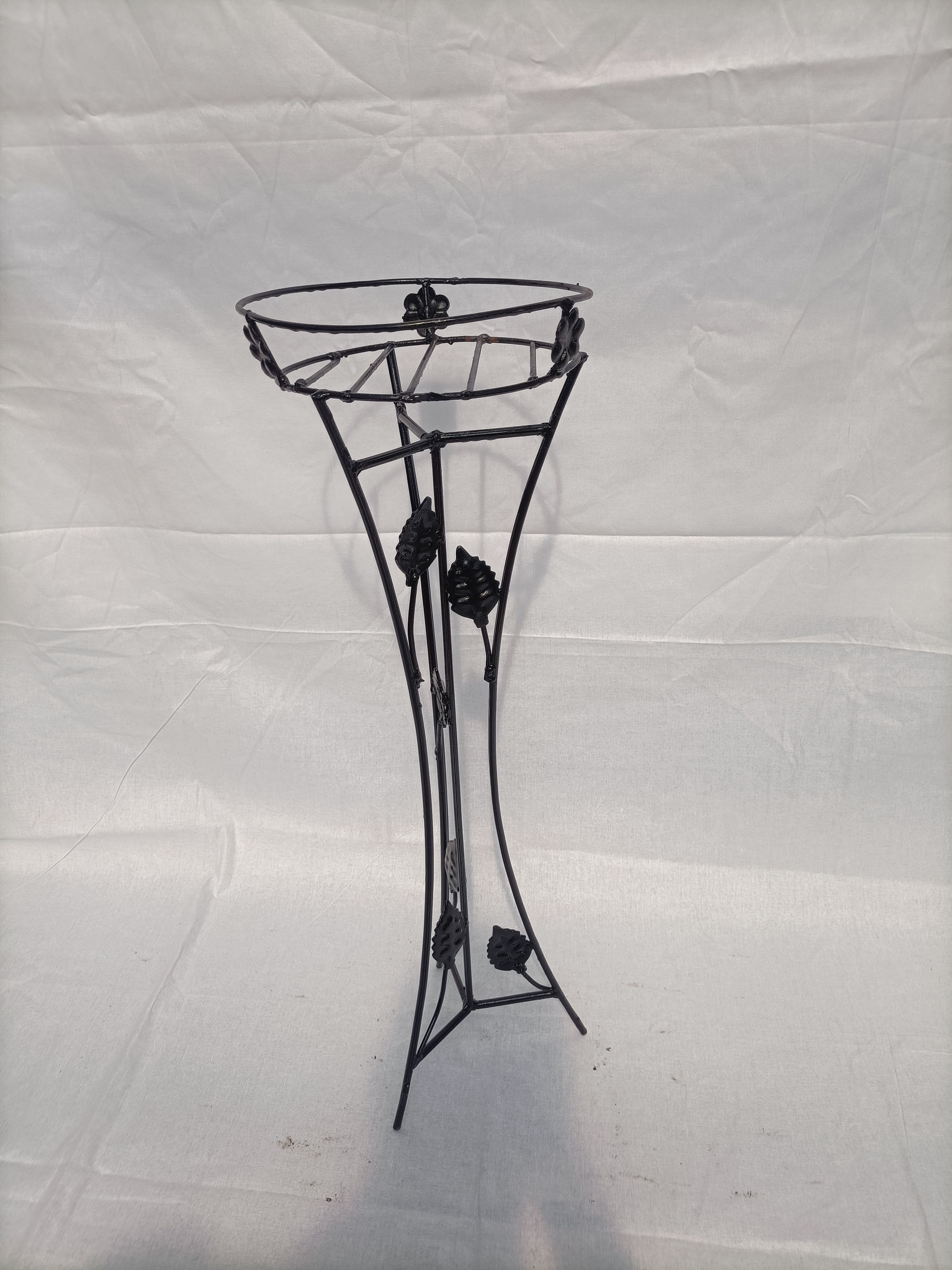 3 Feet Flower Pot Stand