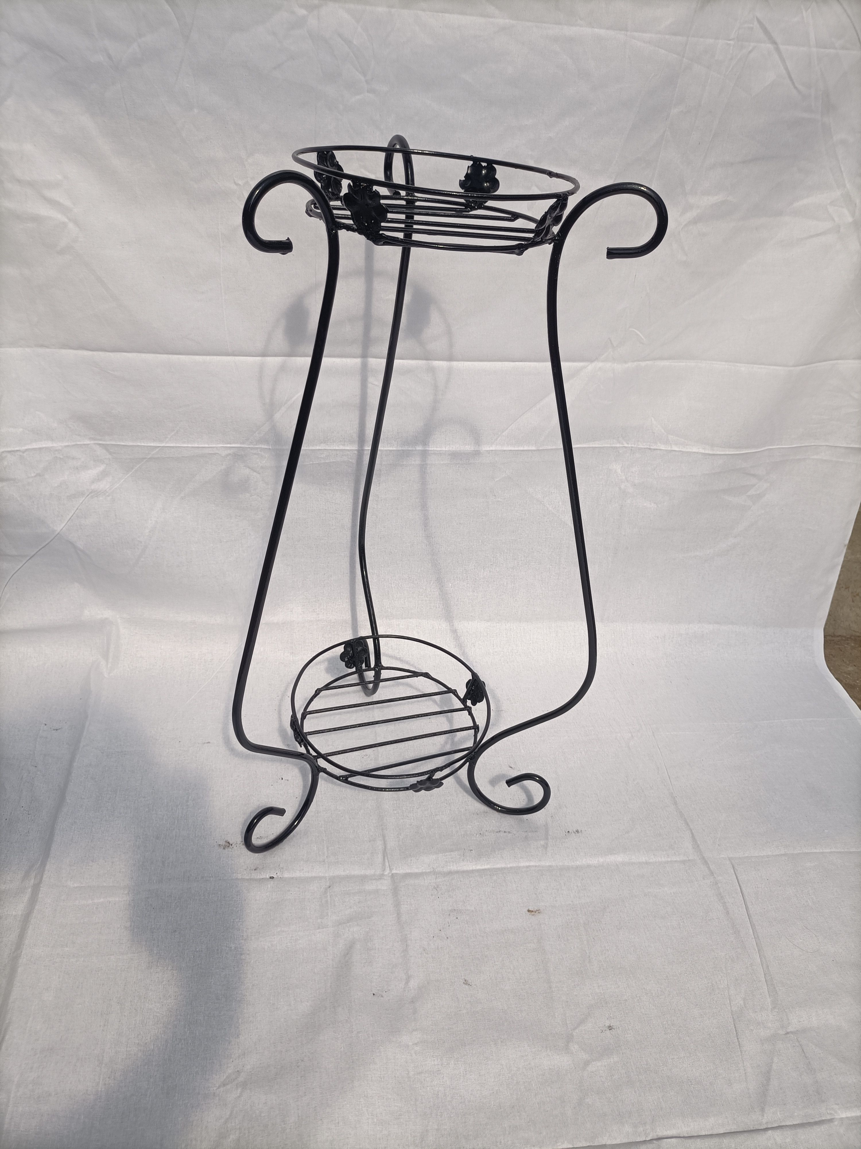 2 Flower Pot Toll Stand