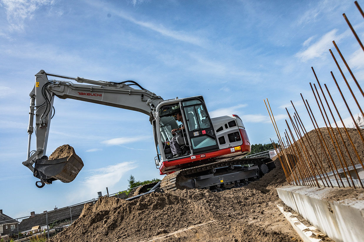 Takeuchi minigraver aan het werk