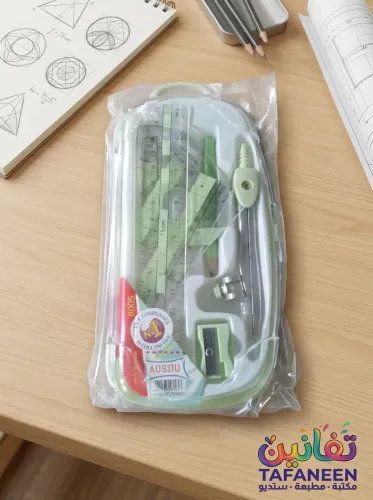 Plastic Pieces Geometry Set – 7 8002 AOSDU