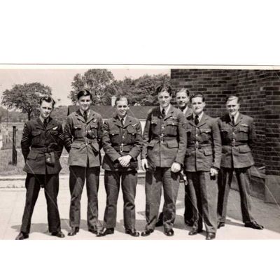 Bryan Wallis Henshall Stalvies