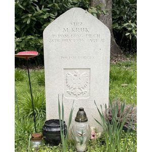 Mikokaj Kruk's headstone in East Retford Cemetery