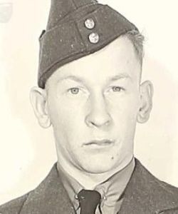 Leonard Earl Baxter