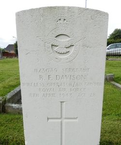 Robert Fairbairn Davison