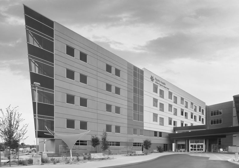 CS_01_Chandler-Regional-Medical-Center_001_BW